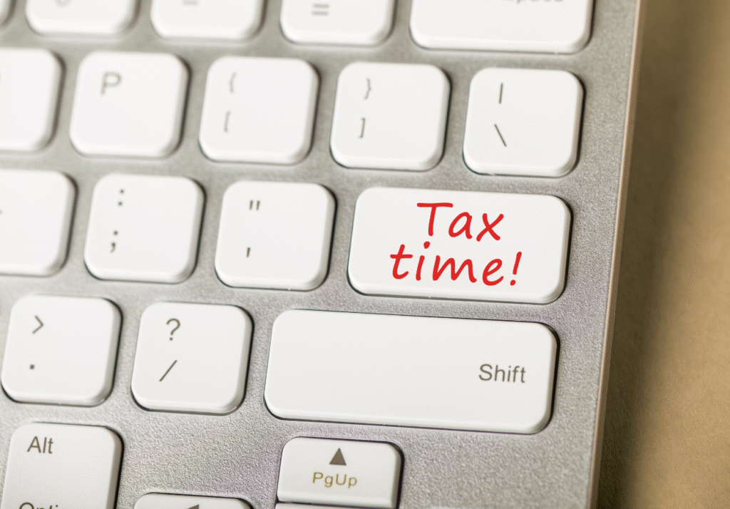 Keyboard with “Tax time” message representing Canadian tax filing deadlines